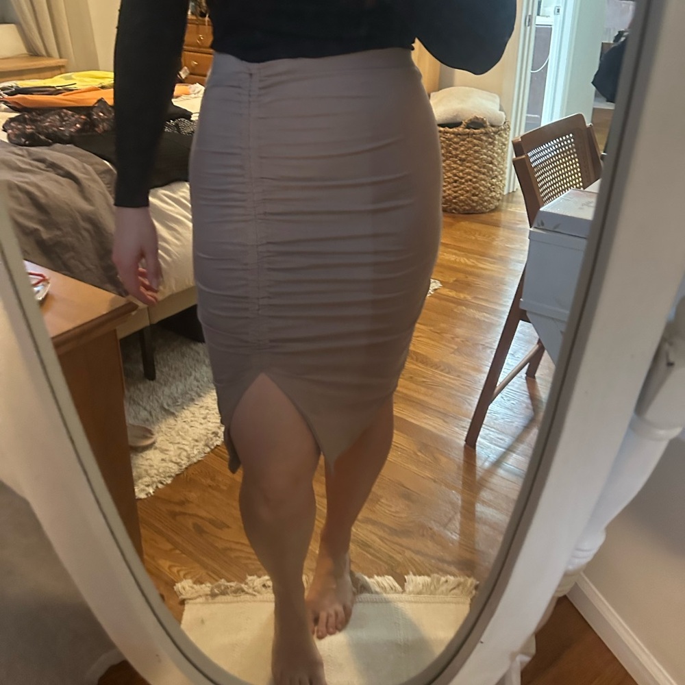 Express Tan Ruched Skirt - Picture 6 of 6